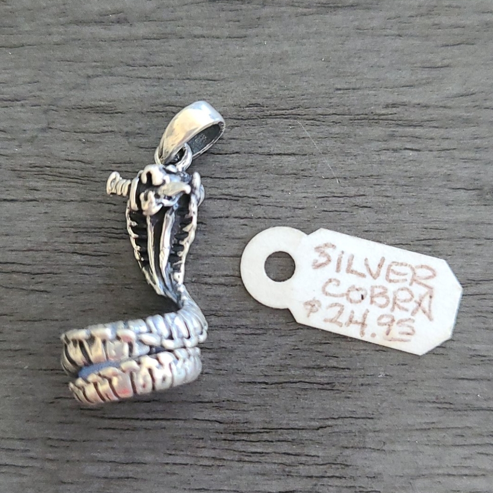 Silver Cobra Pendant